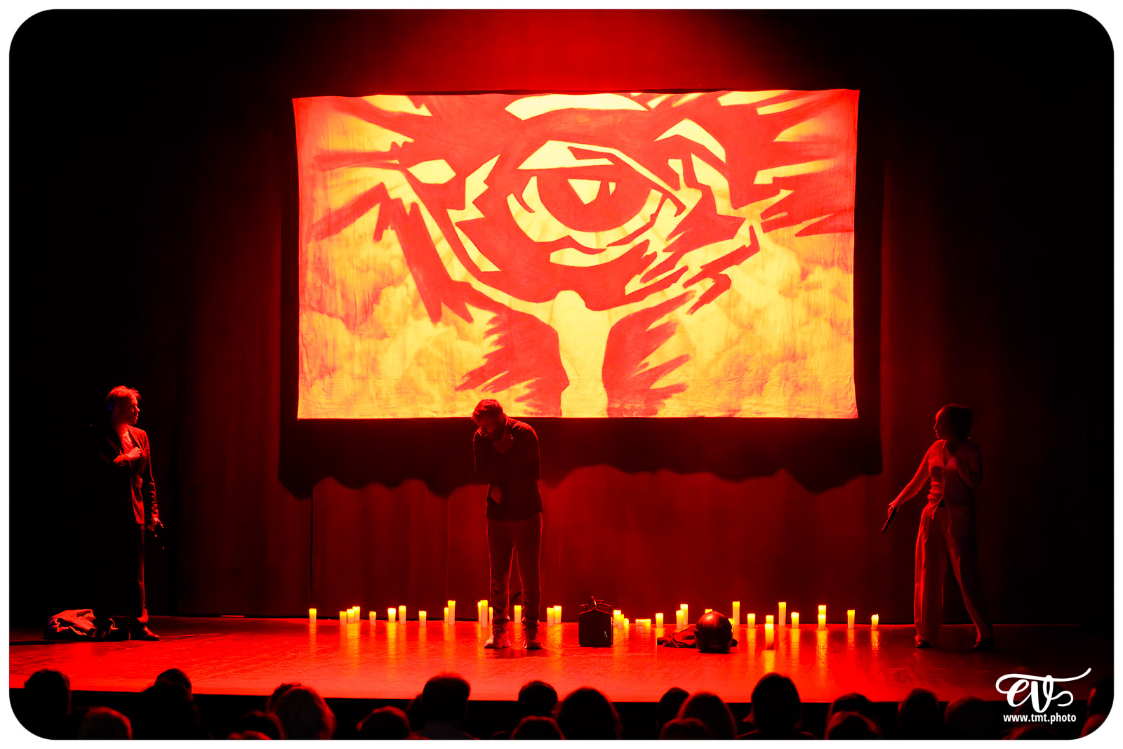 DOM JUAN (CIE L'ILLUSTRE THEATRE)